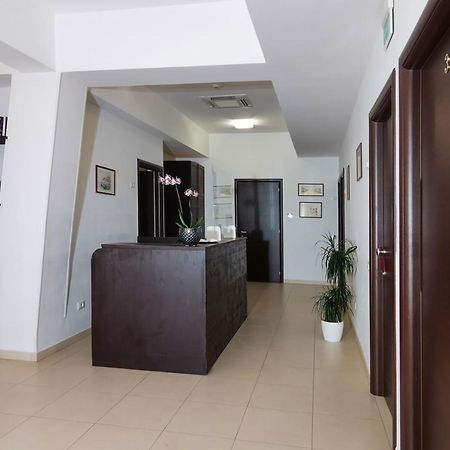 Hotel Poetto Кальяри Экстерьер фото